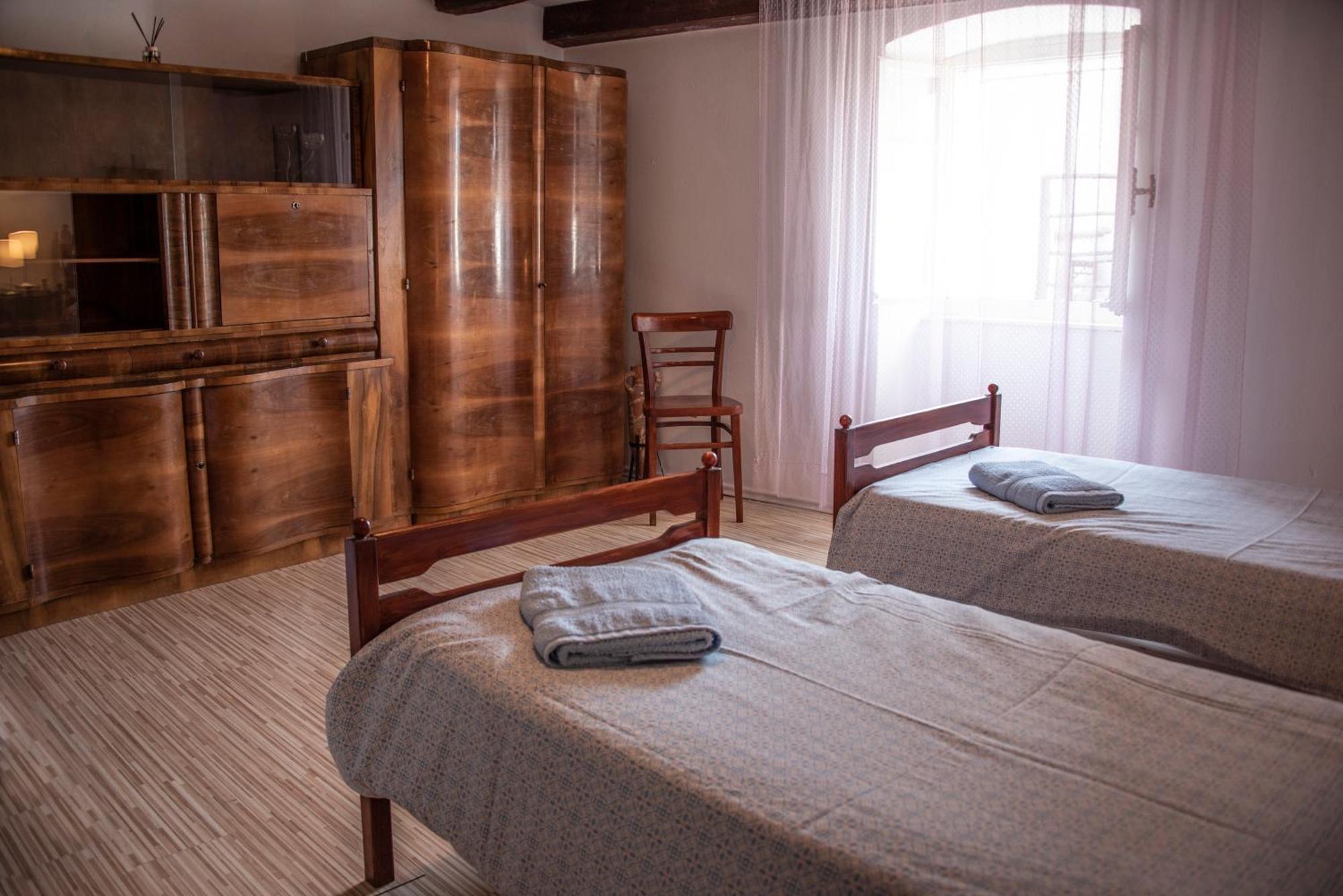 Apartman Nives Lubenice Luaran gambar
