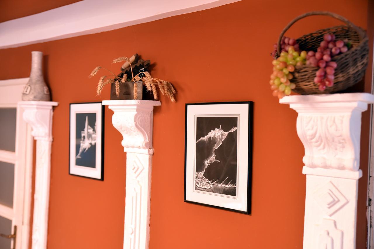 Apartman Nives Lubenice Luaran gambar